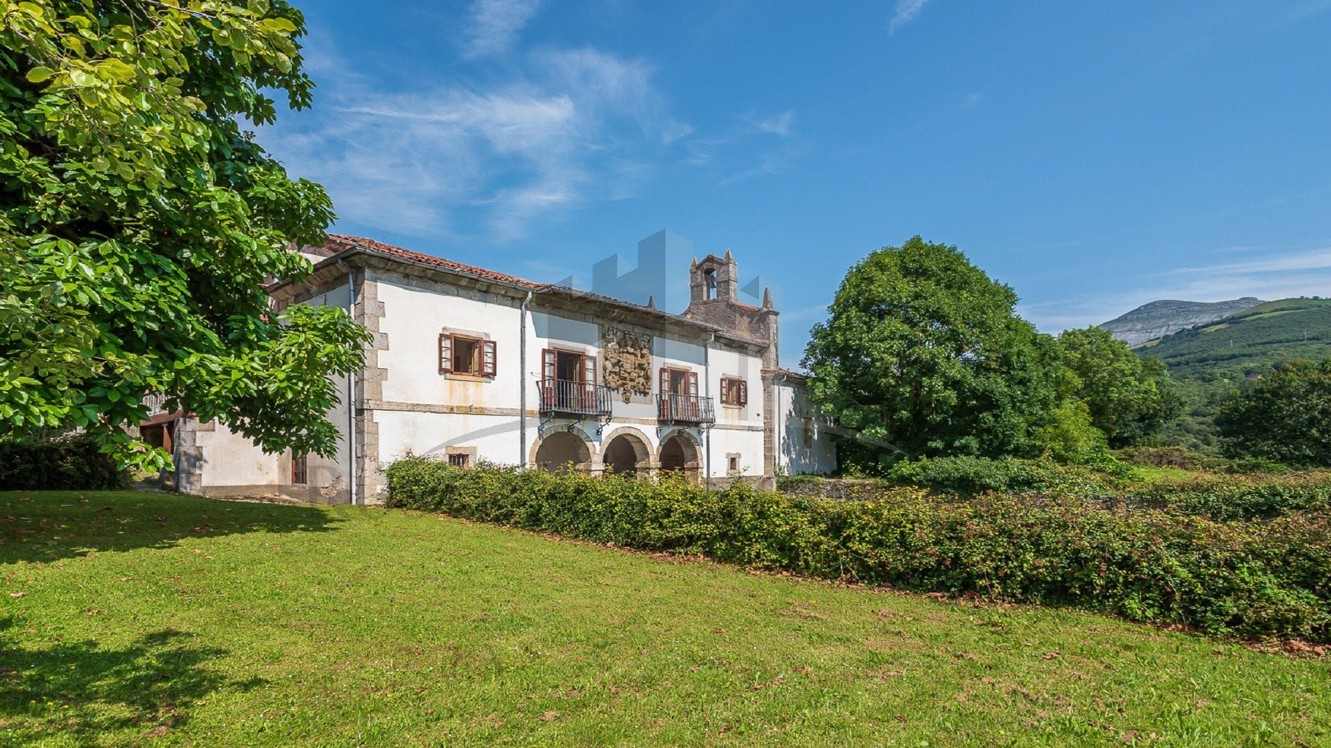 EPRESENTATIVE MOUNTAIN HOUSE OF THE 17TH CENTURY