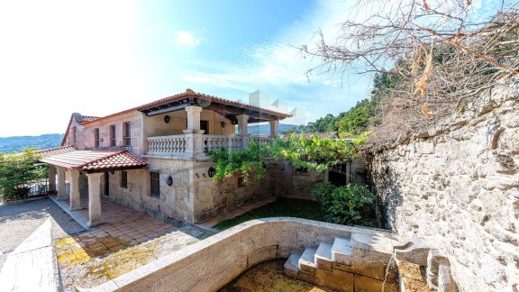 EXCLUSIVIDAD RURAL EN EL CORAZON DE GALICIA