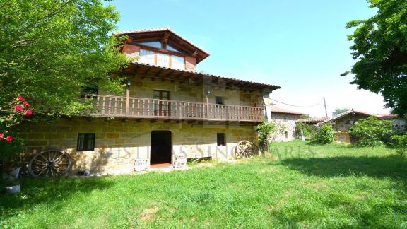 PROPIEDAD CON ENCANTO Y GRAN POTENCIAL EN EL VALLE DE VALDEBEZANA